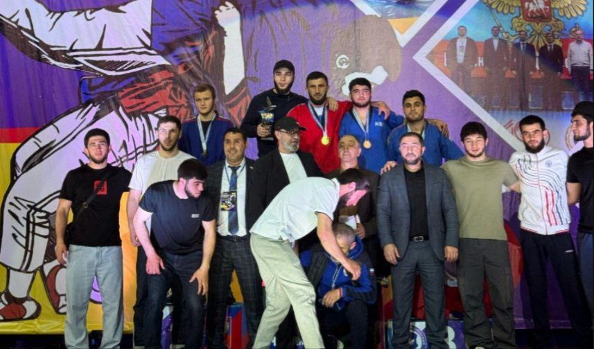  15-19 апреля 2025 года в г. Люберцы Московской области прошел Чемпионат России по борьбе на поясах среди мужчин и женщин, посвященный памяти В. В. Жириновского.  В соревнованиях приняли участие более 300 лучших борцов из 32 регионов страны.