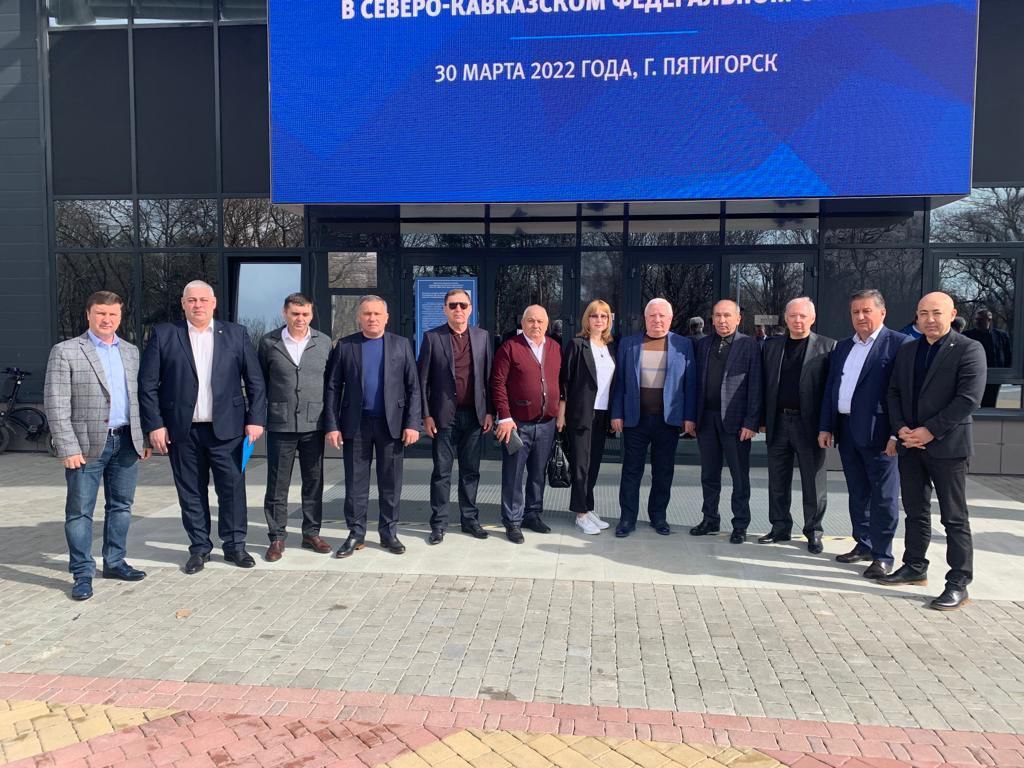 Алан Кульбаев принял участие в Форуме секретарей местных отделений партии "ЕДИНАЯ РОССИЯ " в СКФО