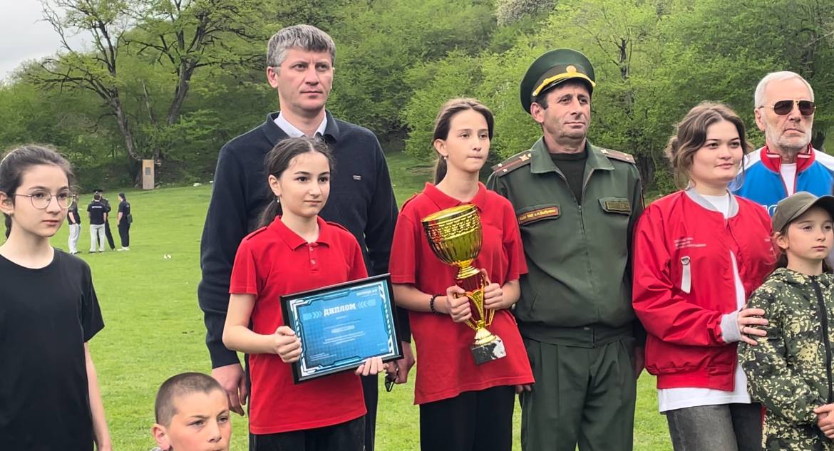 Завершились соревновательные дни муниципального этапа военно-патриотической игры «Зарница 2.0" в средней возрастной группе.